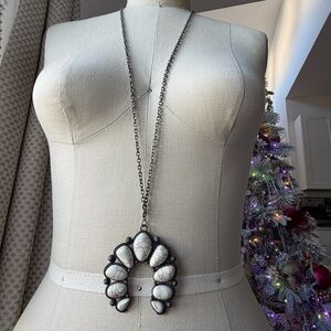 Bohemian Chic White Squash Blossom Faux Stones Pendant 36" Necklace